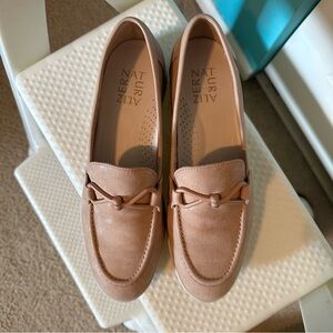 Naturalizer‎ Women's Tan Loafers
